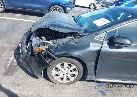 2021 Toyota Corolla Le z USA, uszkodzony, nr VIN 5YFEPMAE0MP169000